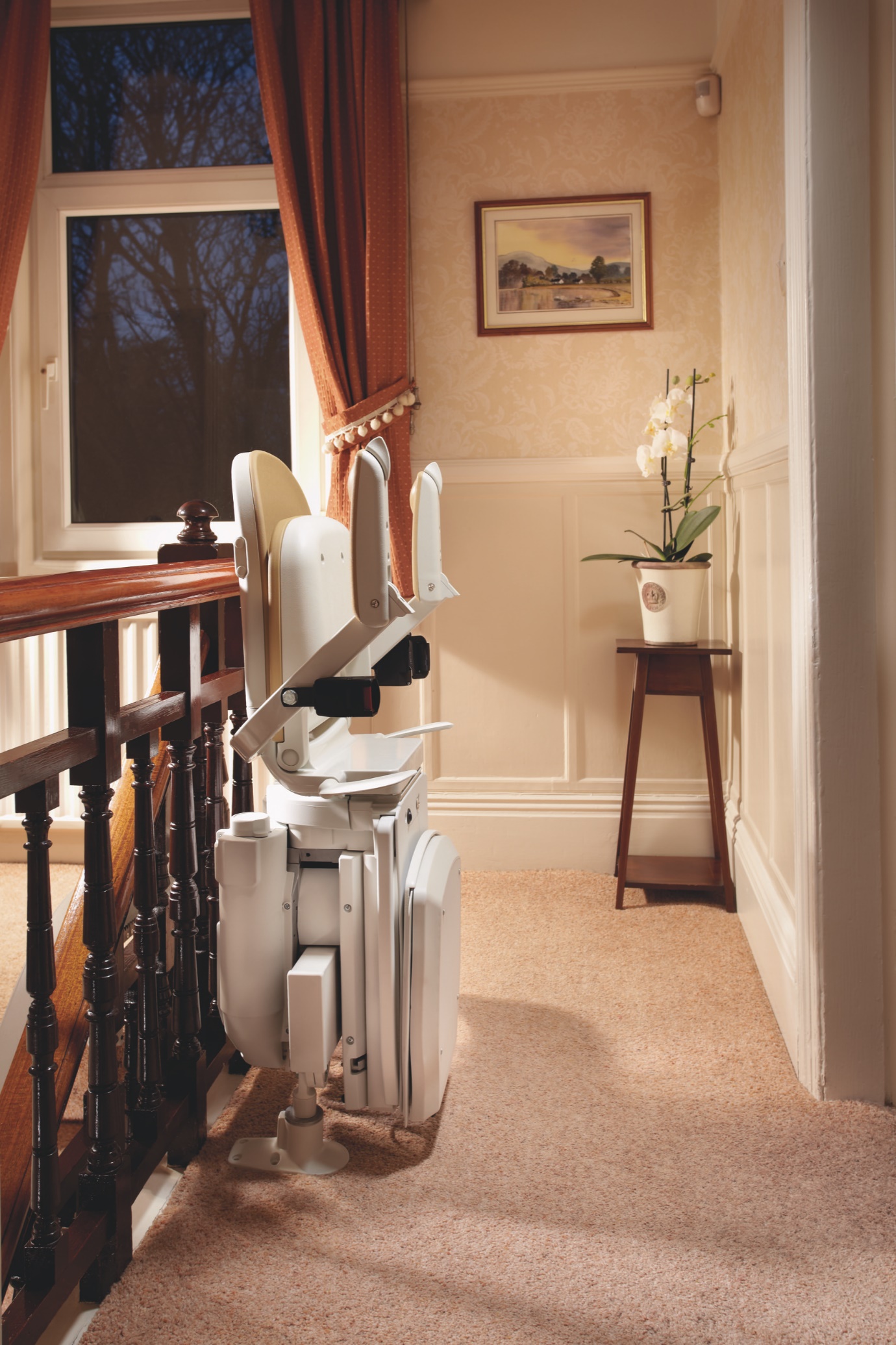 NEW STRAIGHT STAIRLIFT - Image 2